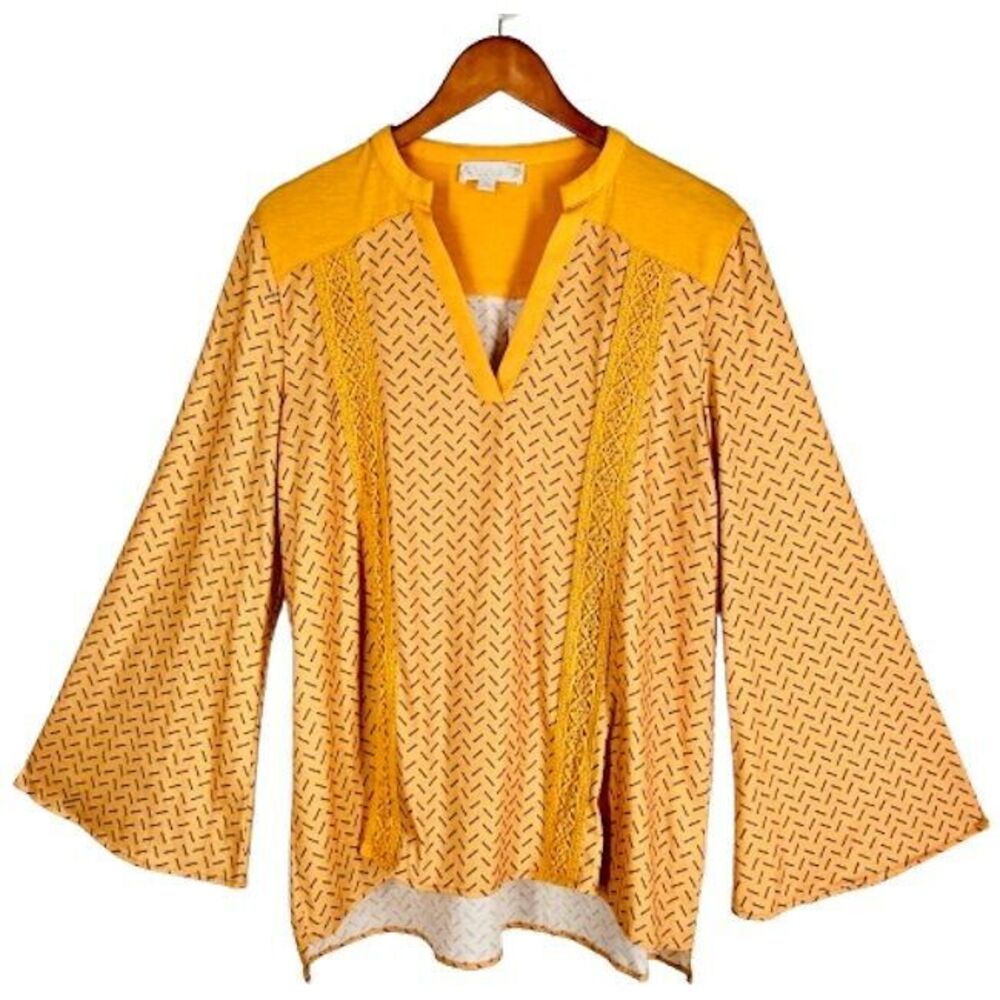 Suzanne Betro Knit Top M Mustard Yellow Black Geometric Long Bell Sleeves